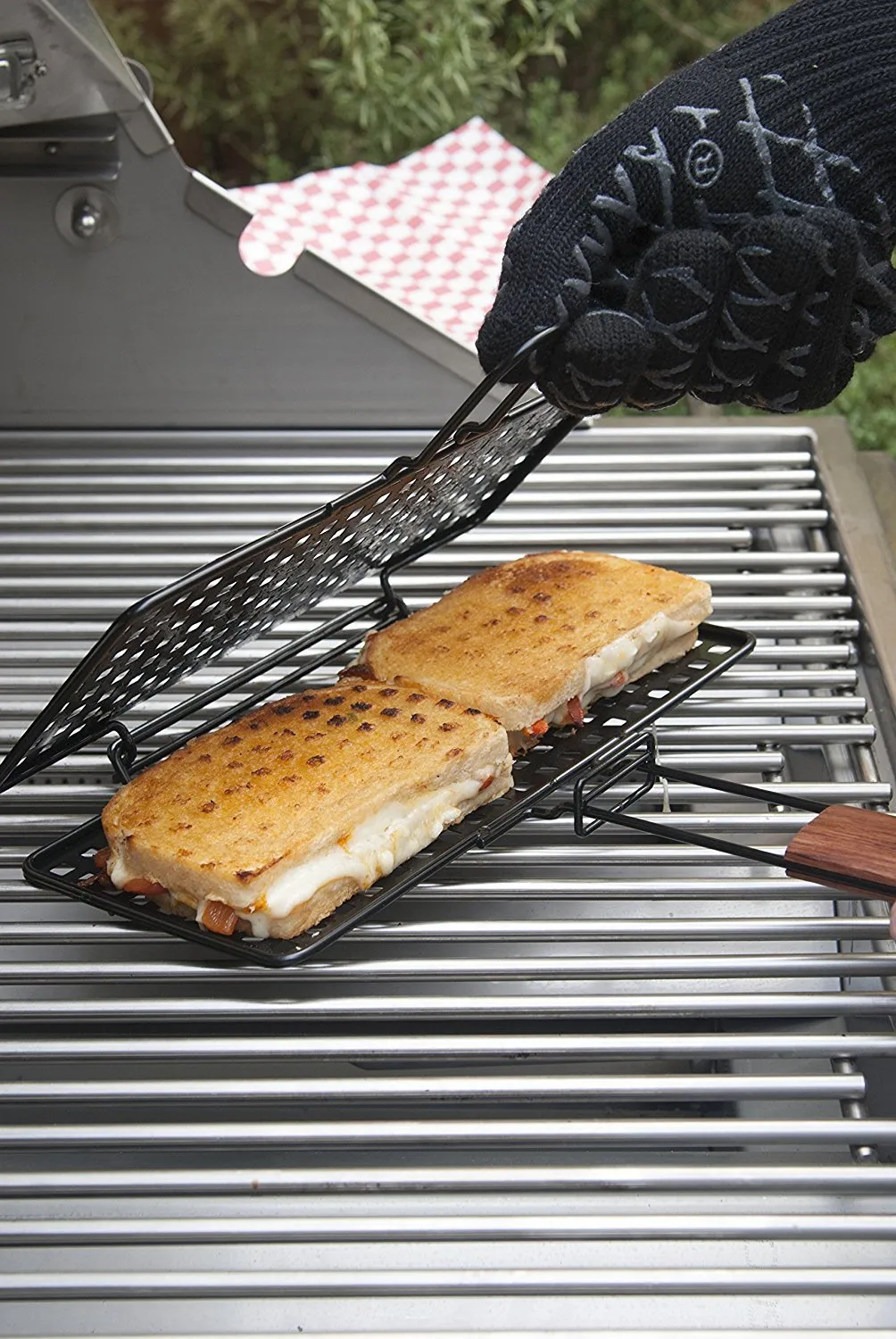 Charcoal Companion CC3132 Non-Stick Grilled Cheese Basket