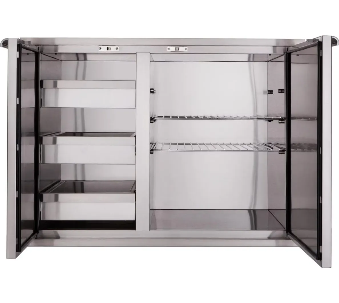 DCS: 42" Dry Pantry