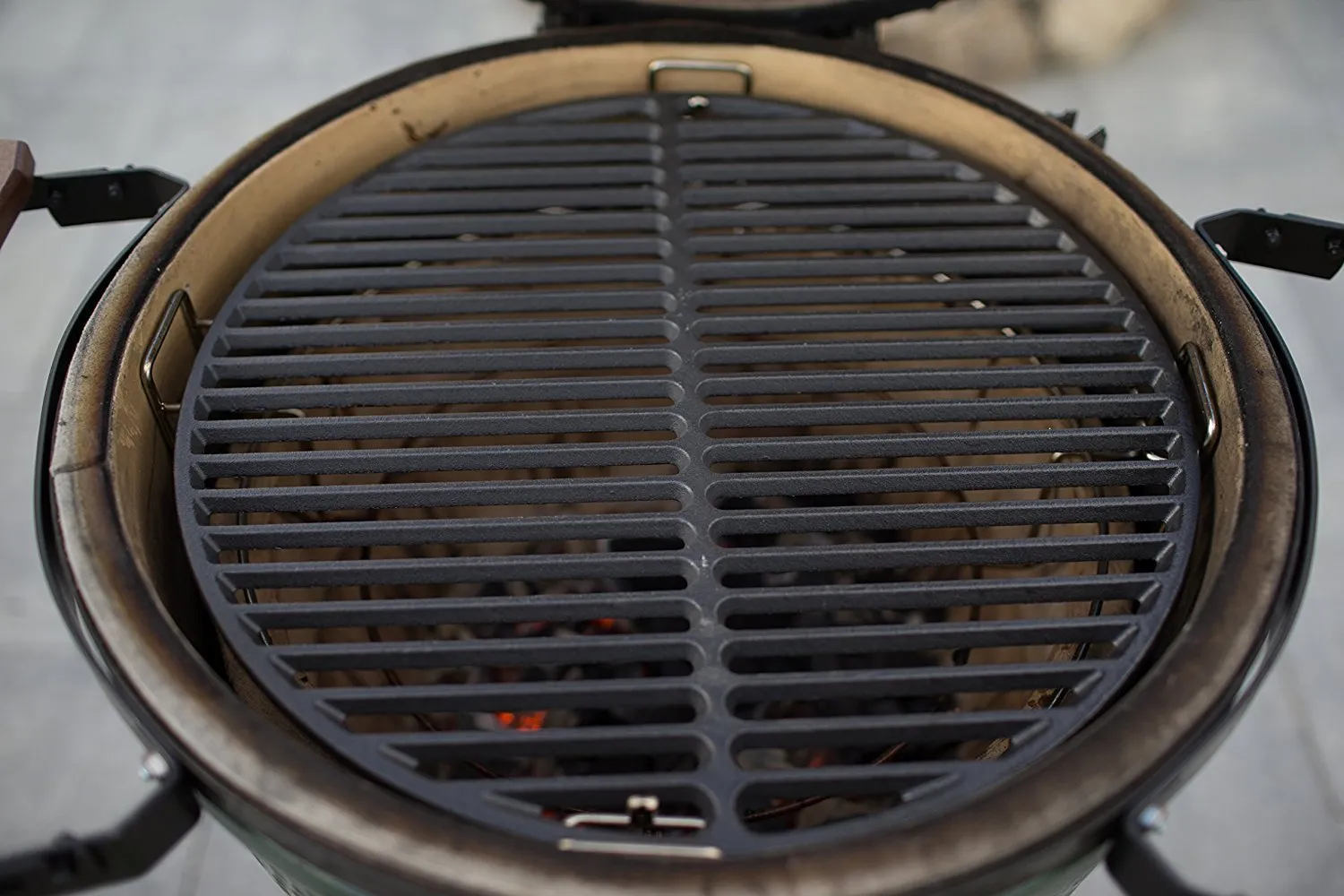 Dracarys Grill and Smoker Cast Iron Grids Round Cooking Grate Fit for A Medium Egg Grill and Smoker(Medium - 15&quot;)