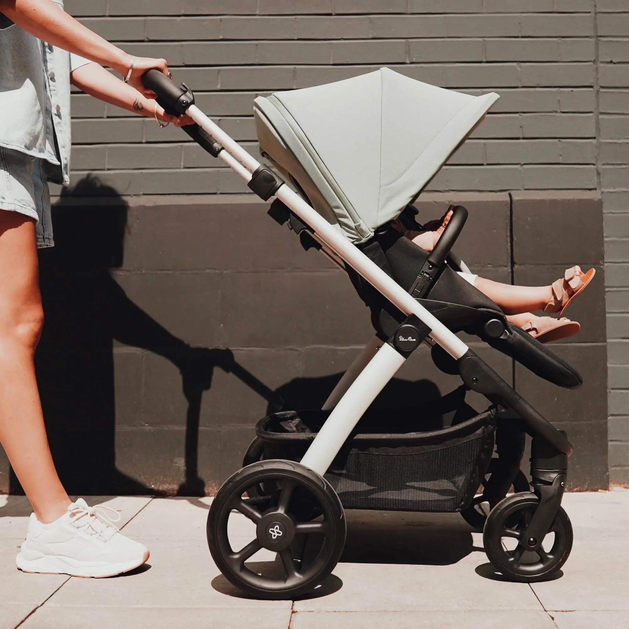 Silver Cross Tide Pram and Accessory Box - Stone